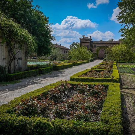 Antica Corte Pallavicina Relais Polesine Parmense Екстер'єр фото
