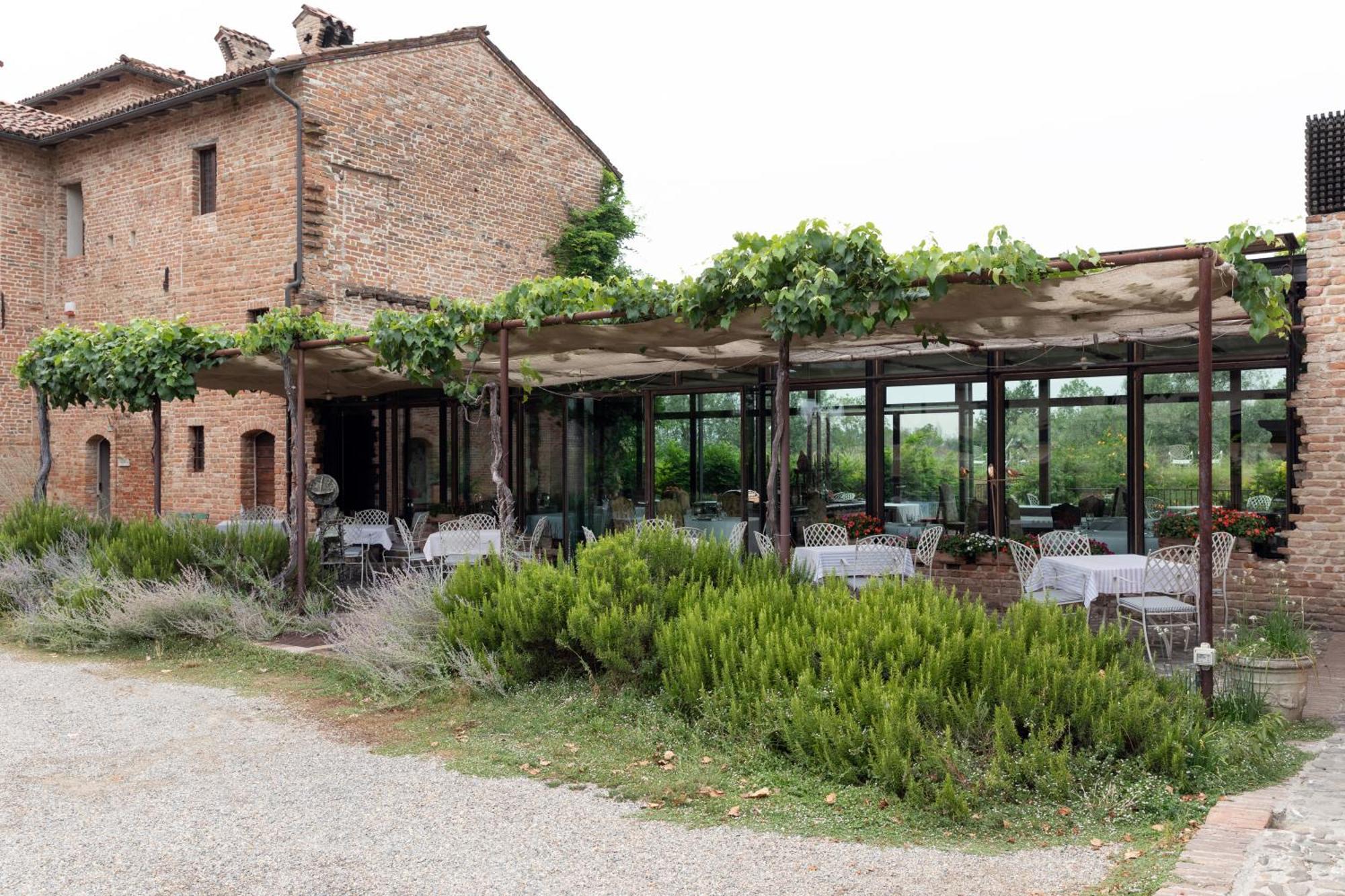 Antica Corte Pallavicina Relais Polesine Parmense Екстер'єр фото