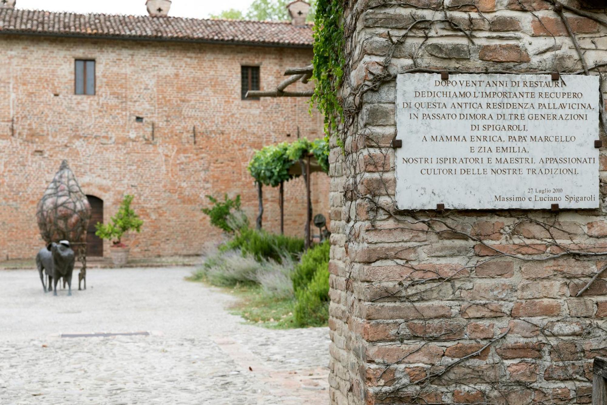 Antica Corte Pallavicina Relais Polesine Parmense Екстер'єр фото